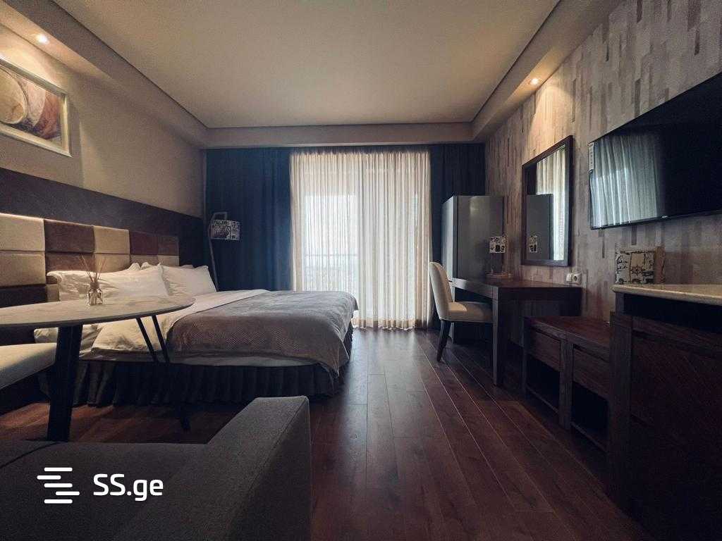 1 Room Flat For Sale view 2