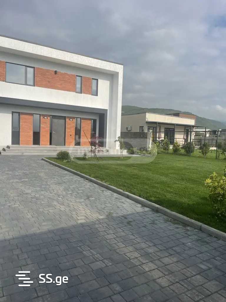 7 Room Private House For Rent. Misaktsieli view 3
