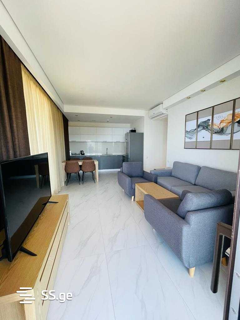 4 Room Flat For Sale view 2