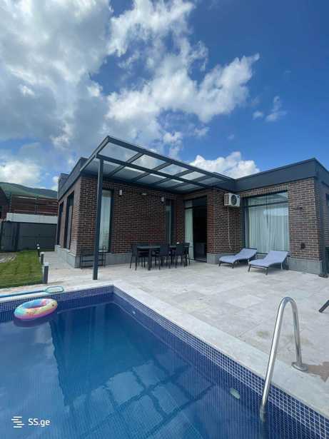 5 room Private House For Sale. Navdaraantkari