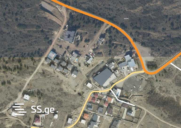 8 Room Private House For Sale view 6