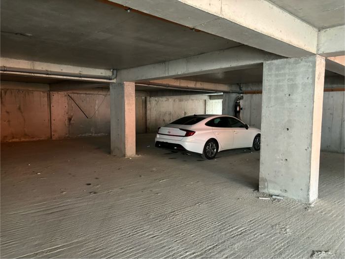 ქირავდება დღიურად 2 ოთახიანი ბინა საბურთალოზე - სურათი #10