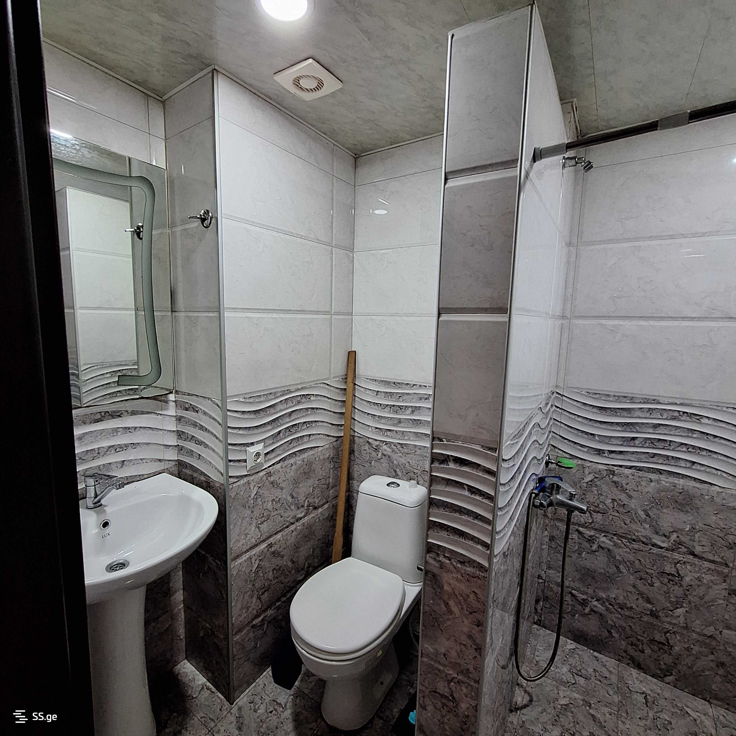 1 Room Flat Daily Rent. Batumi view 7