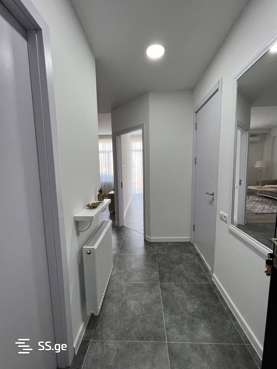3 room Flat For Rent. Saburtalo - Mehr