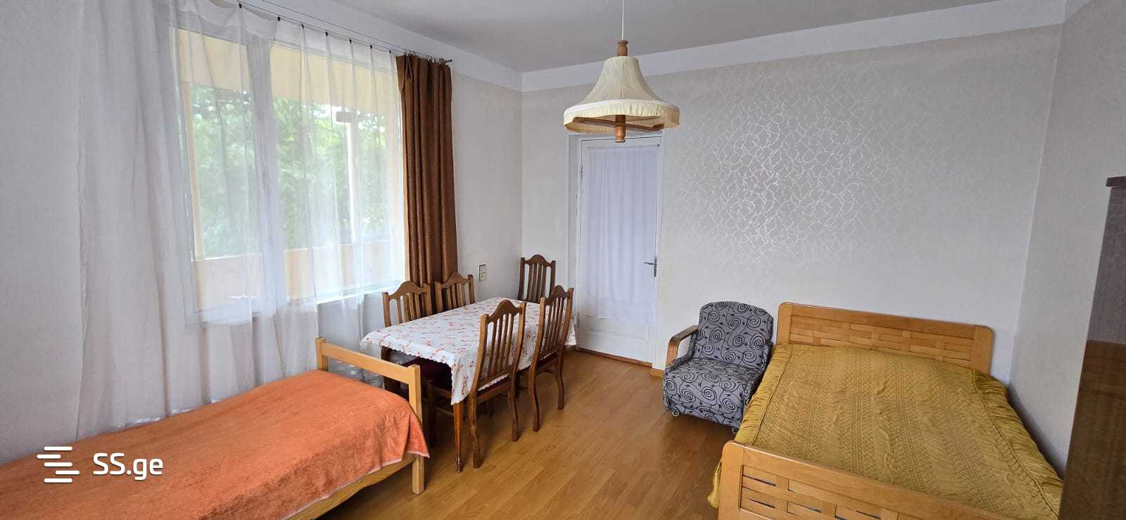 10 Room Private House For Sale view 3