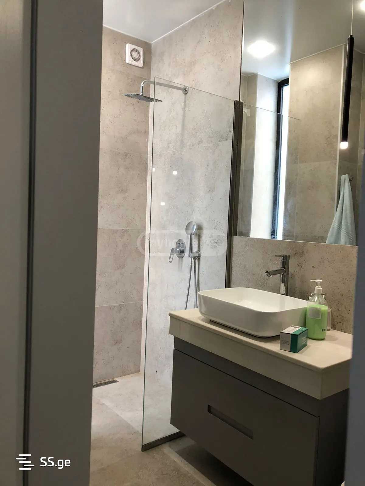 7 Room Private House For Sale view 4