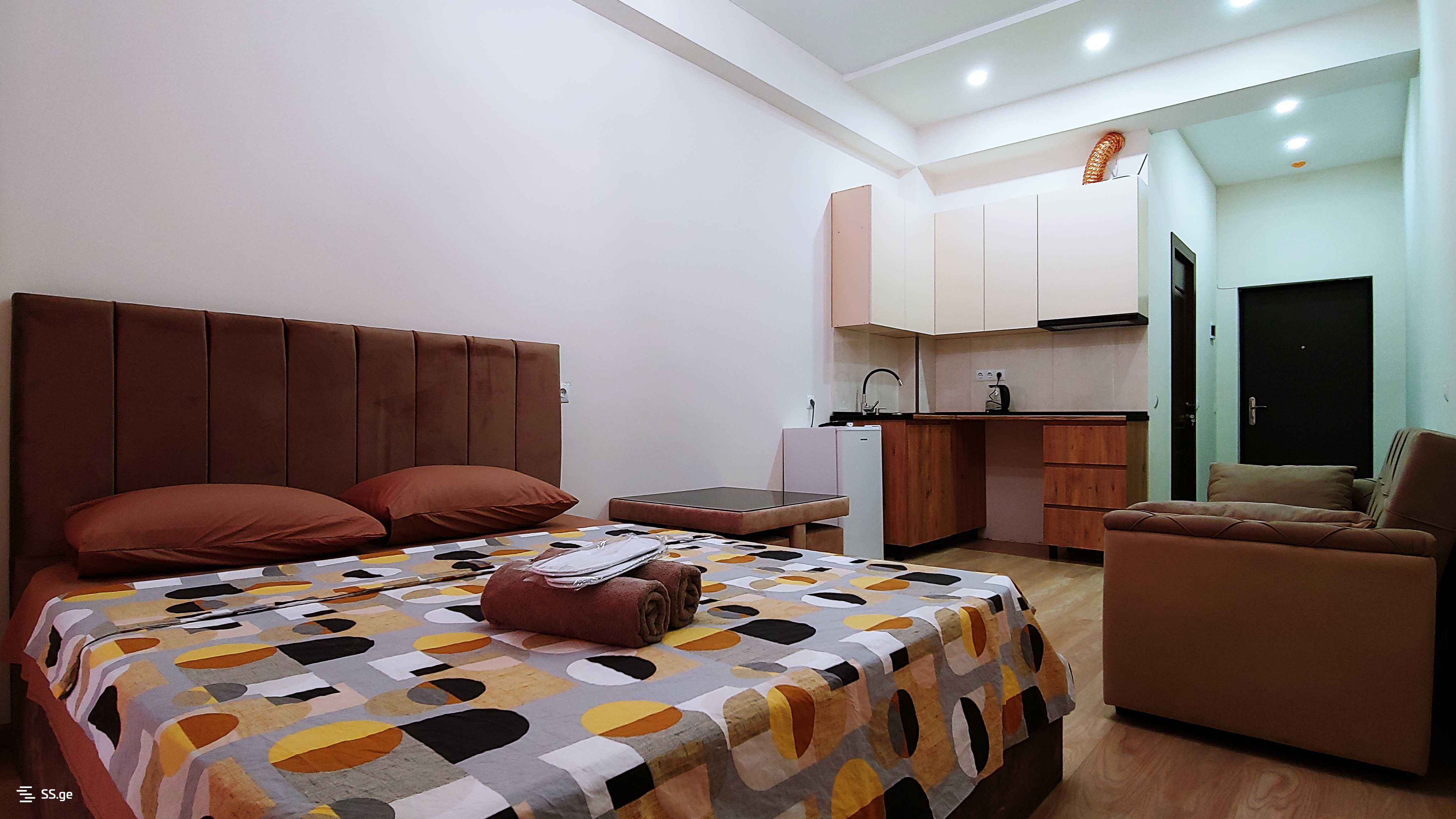 ქირავდება დღიურად 1 ოთახიანი ბინა საბურთალოზე - სურათი #2