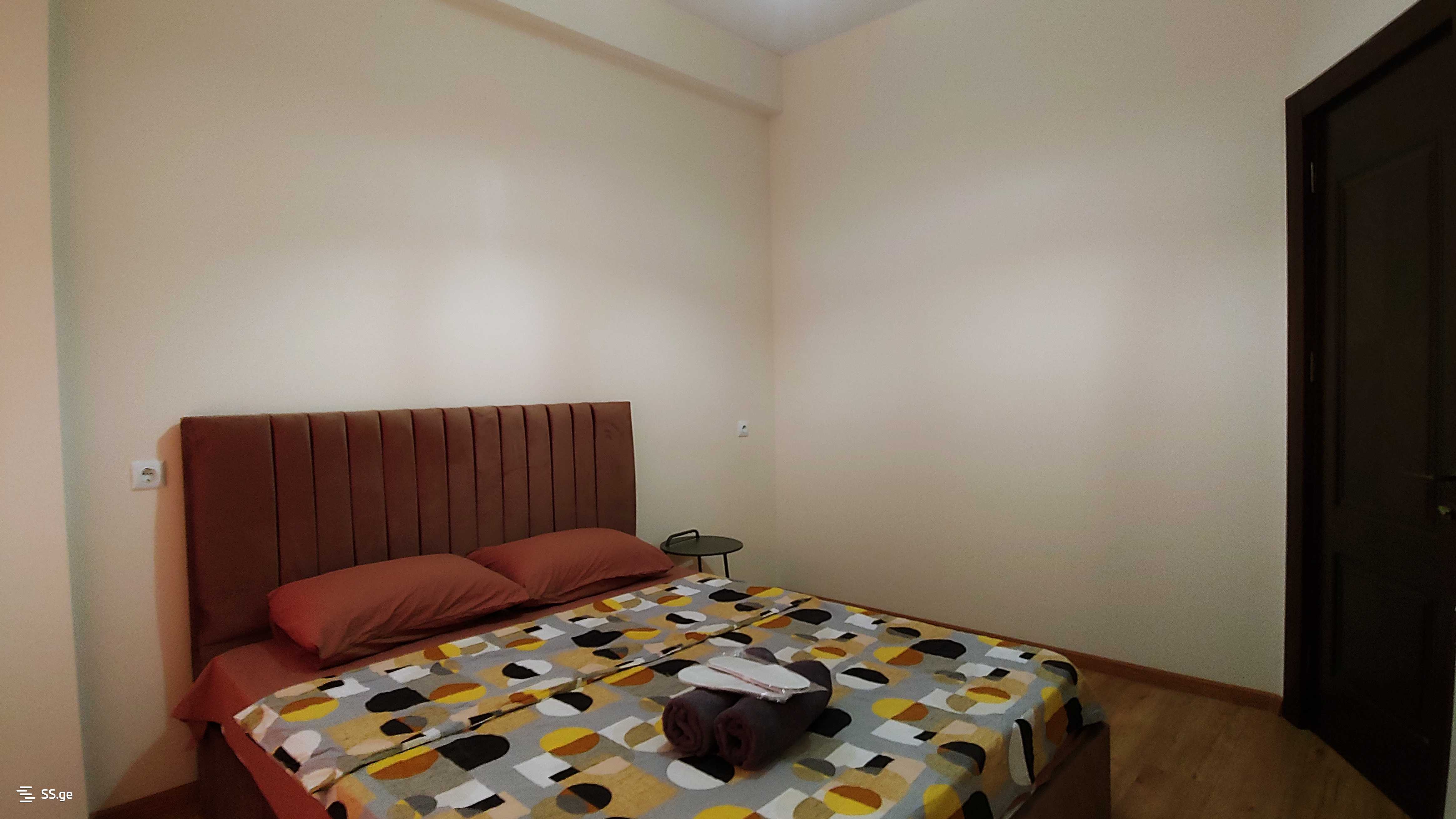 ქირავდება დღიურად 2 ოთახიანი ბინა საბურთალოზე - სურათი #5