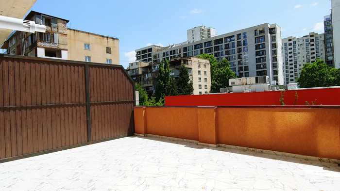 ქირავდება დღიურად 2 ოთახიანი ბინა საბურთალოზე - სურათი #8