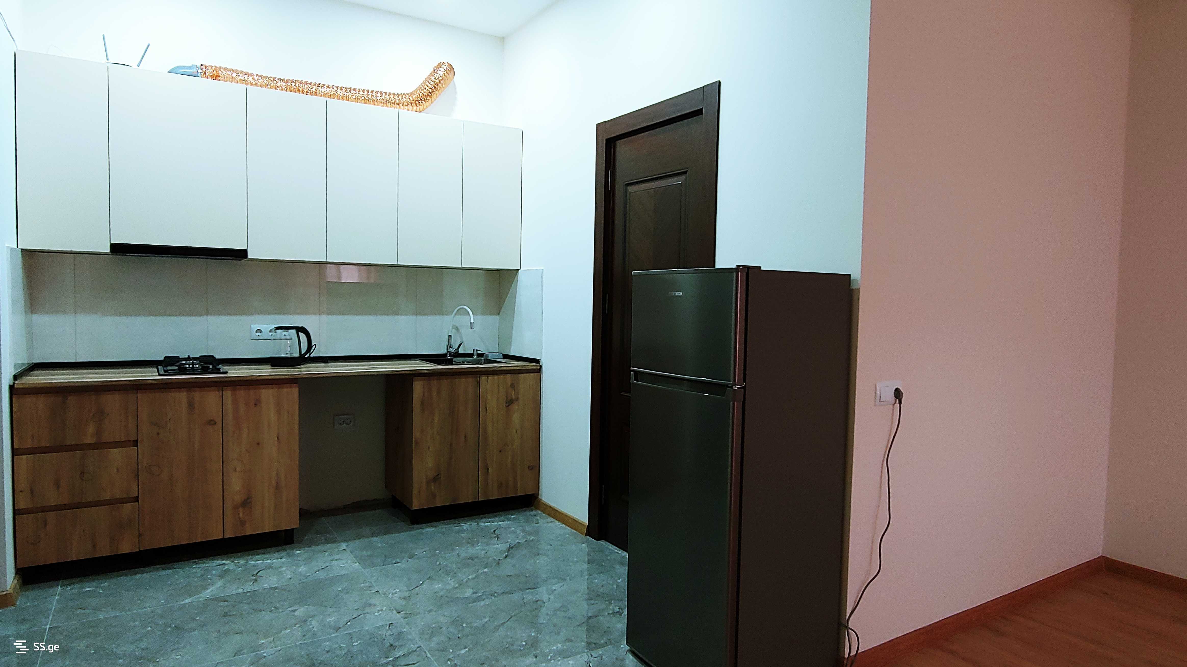 ქირავდება დღიურად 2 ოთახიანი ბინა საბურთალოზე - სურათი #3