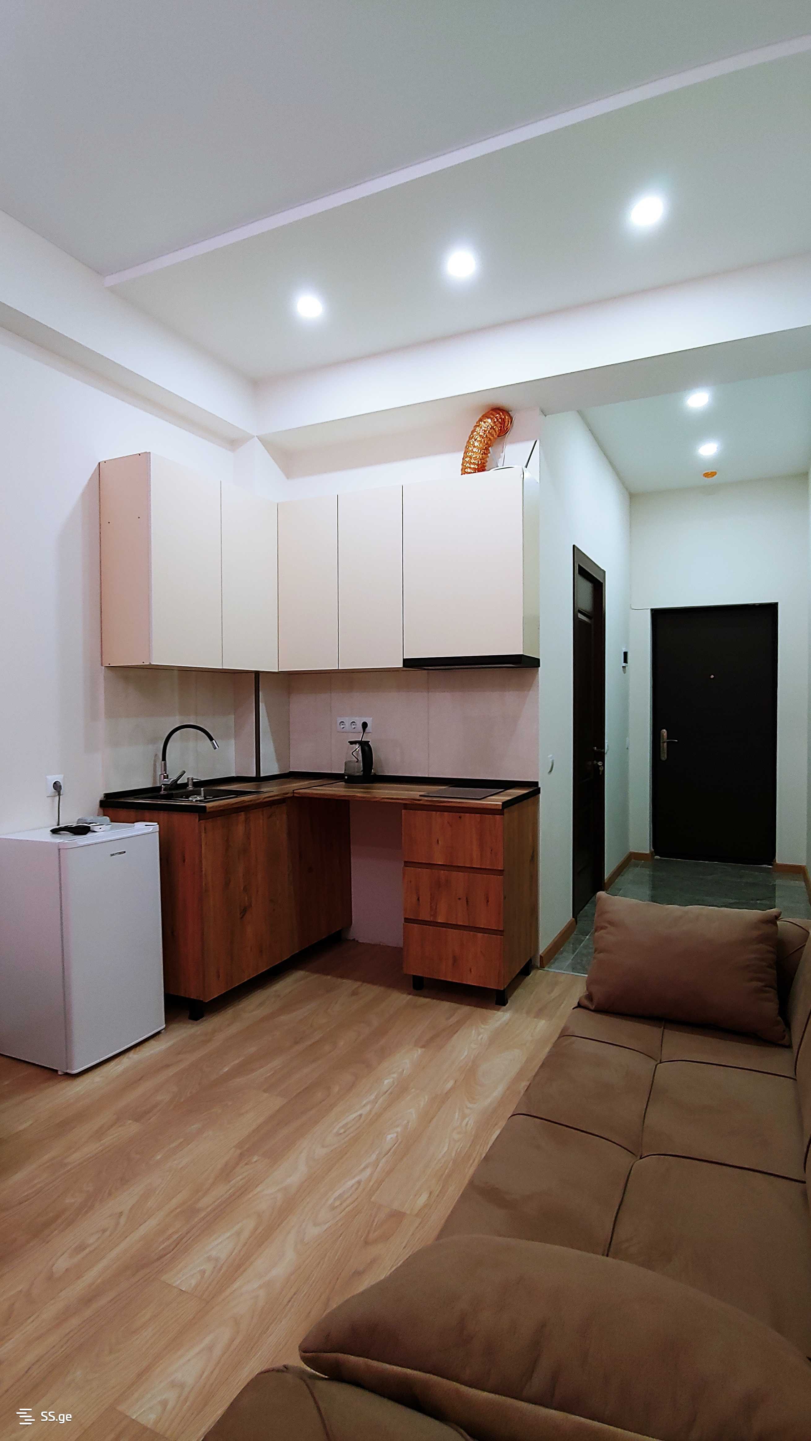 ქირავდება დღიურად 1 ოთახიანი ბინა საბურთალოზე - სურათი #3