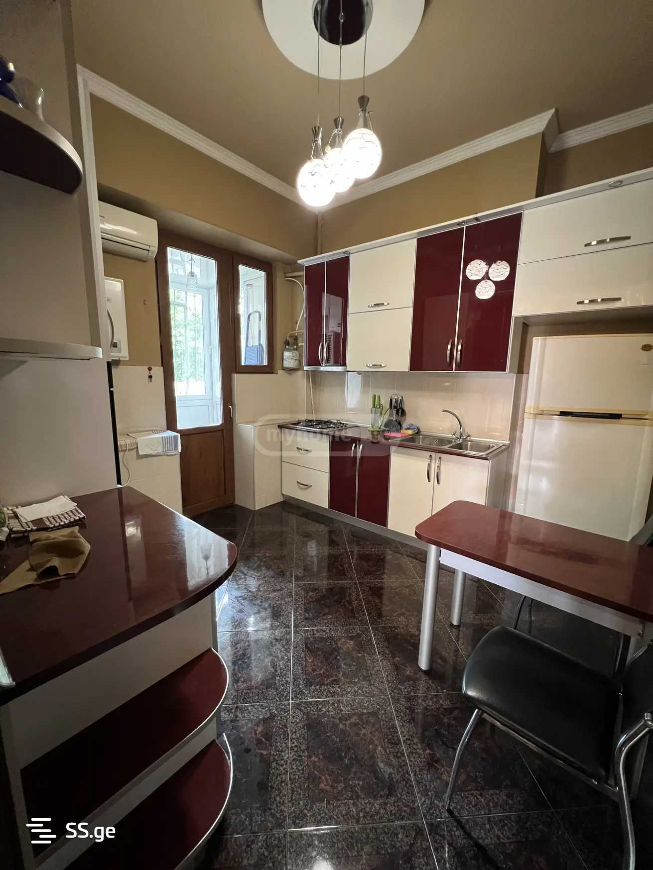 3 Room Flat For Rent. Chugureti view 5