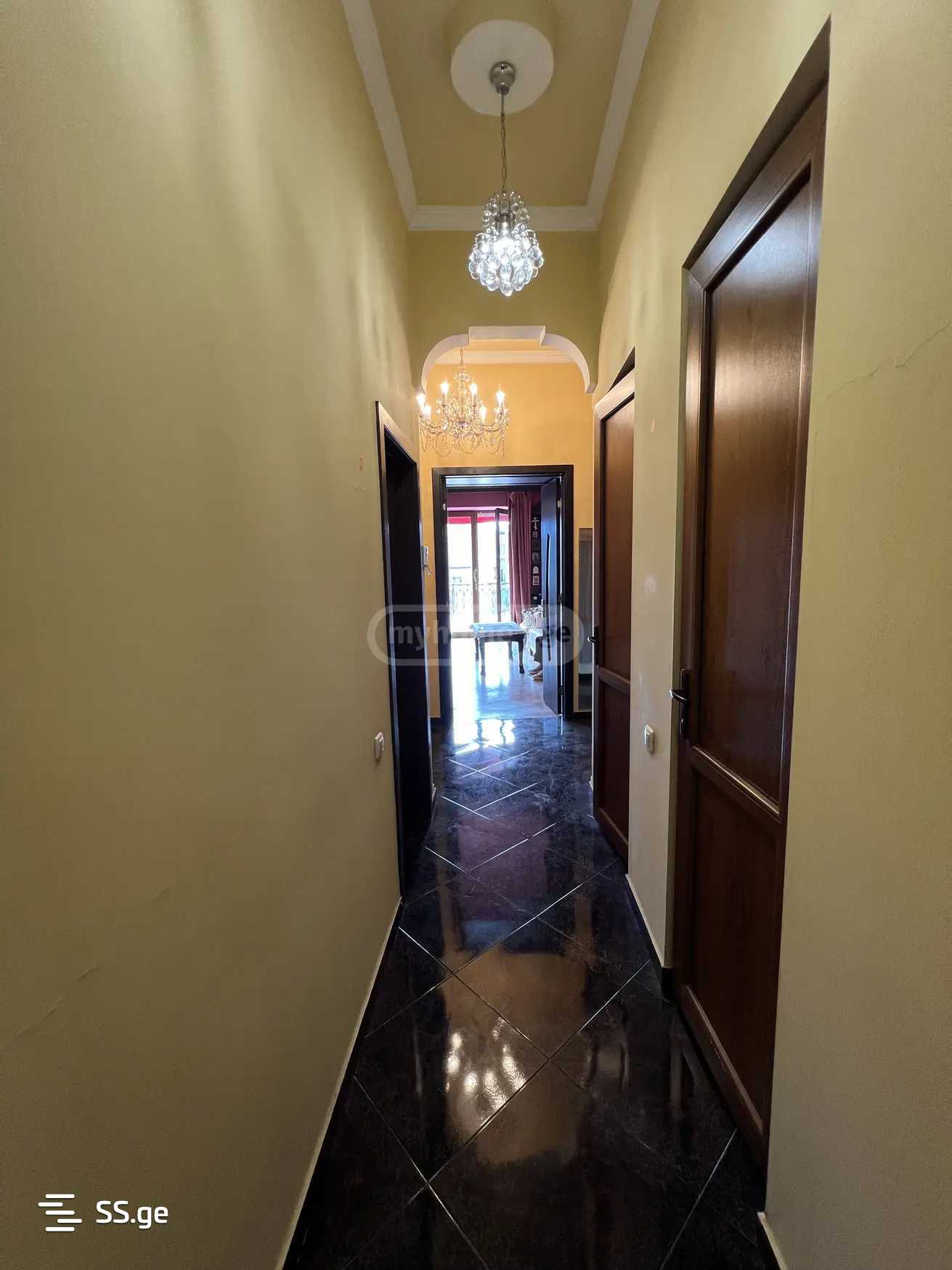 3 Room Flat For Rent. Chugureti view 10