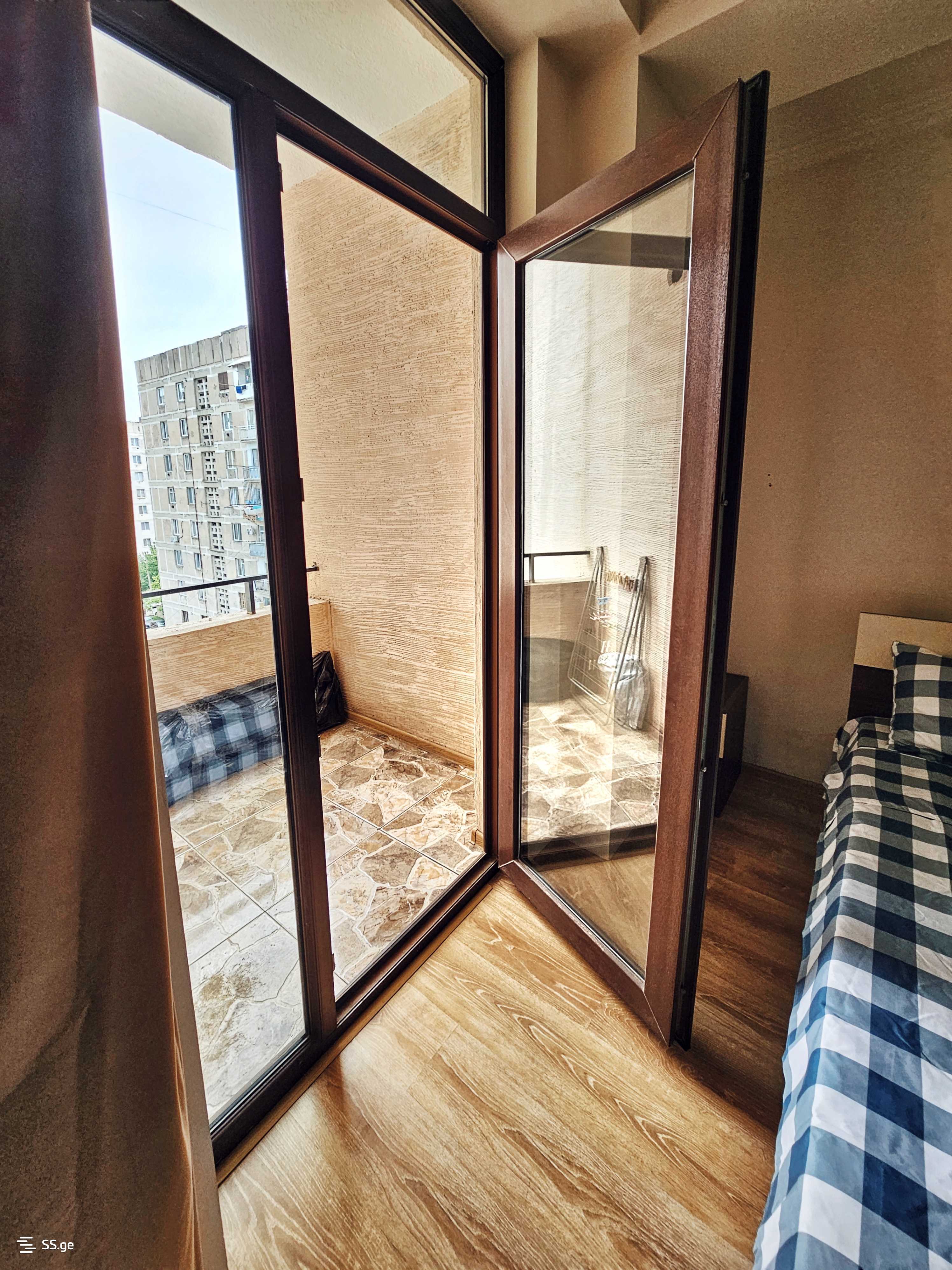 2 room Flat Daily rent. Varketili - Widok 3