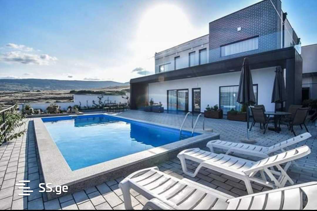 7 Room Private House For Sale view 1