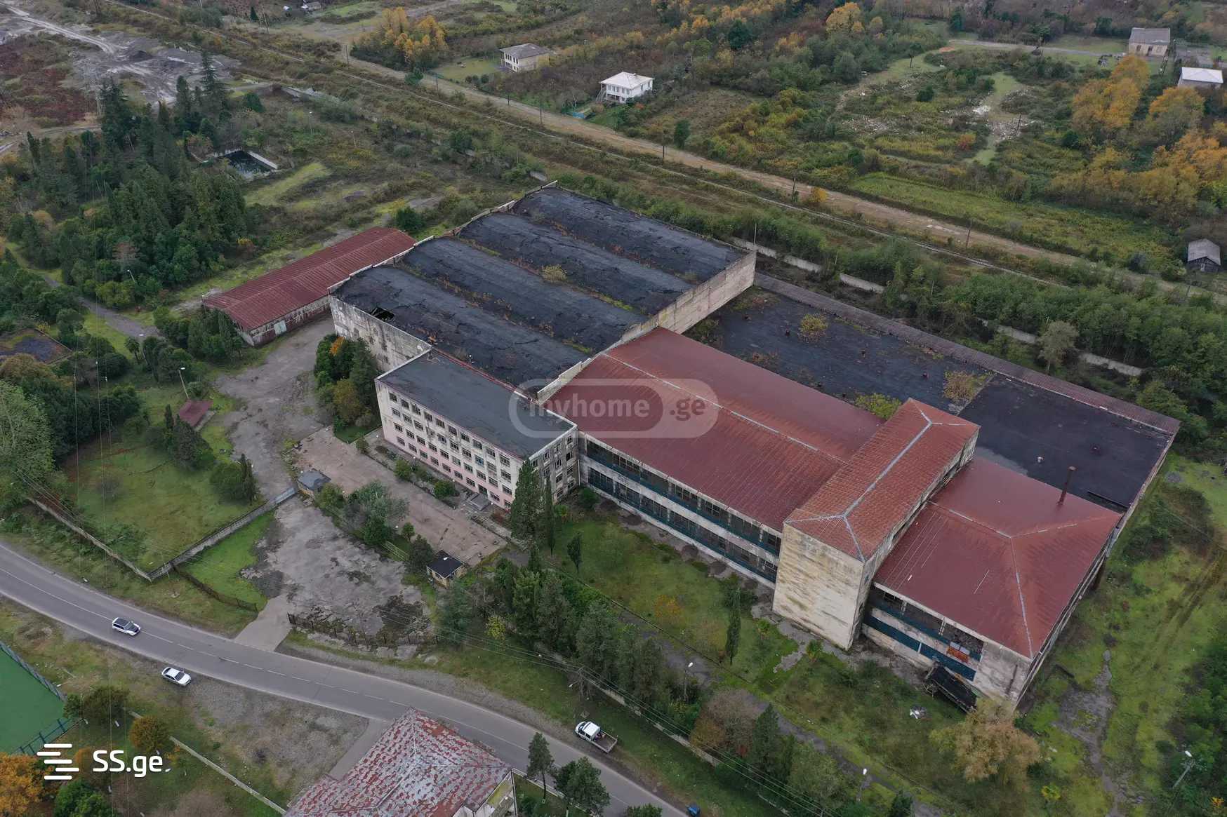 იყიდება Store-Industrial Property ზუგდიდიში view 1