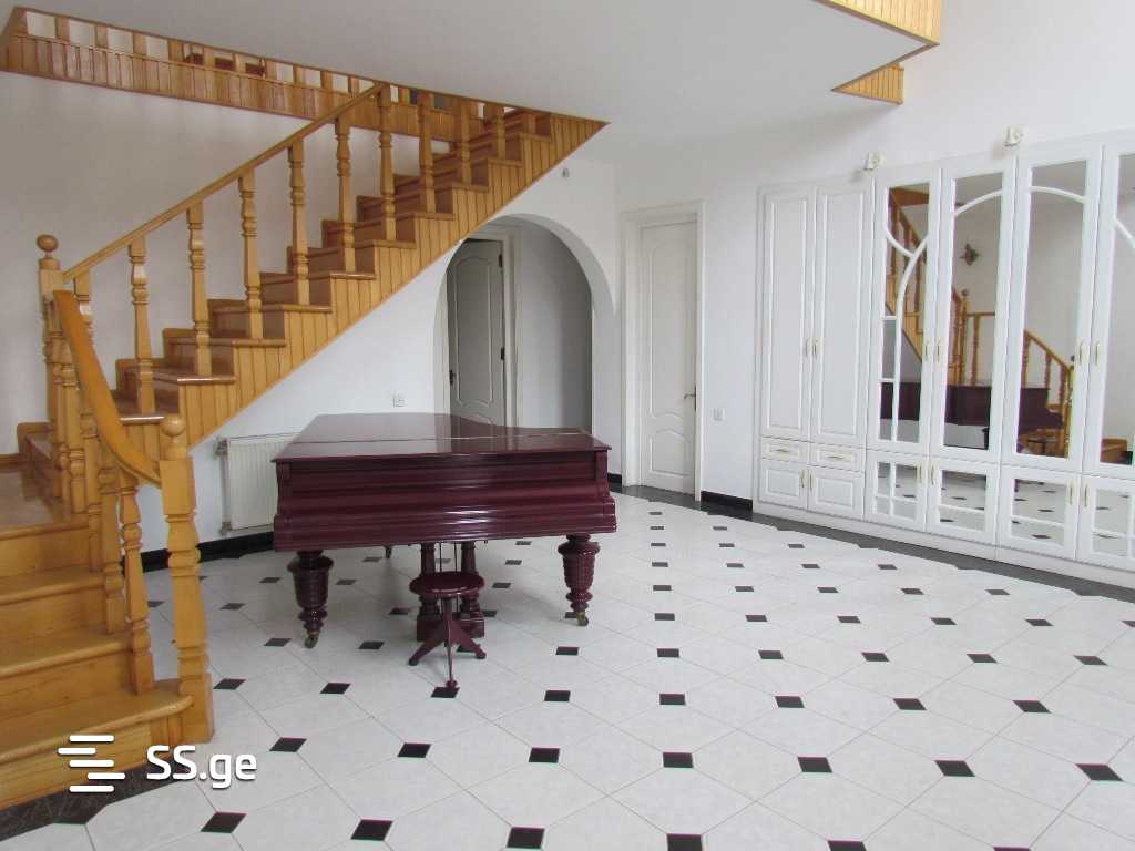 7 Room Private House For Rent. Digomi view 3