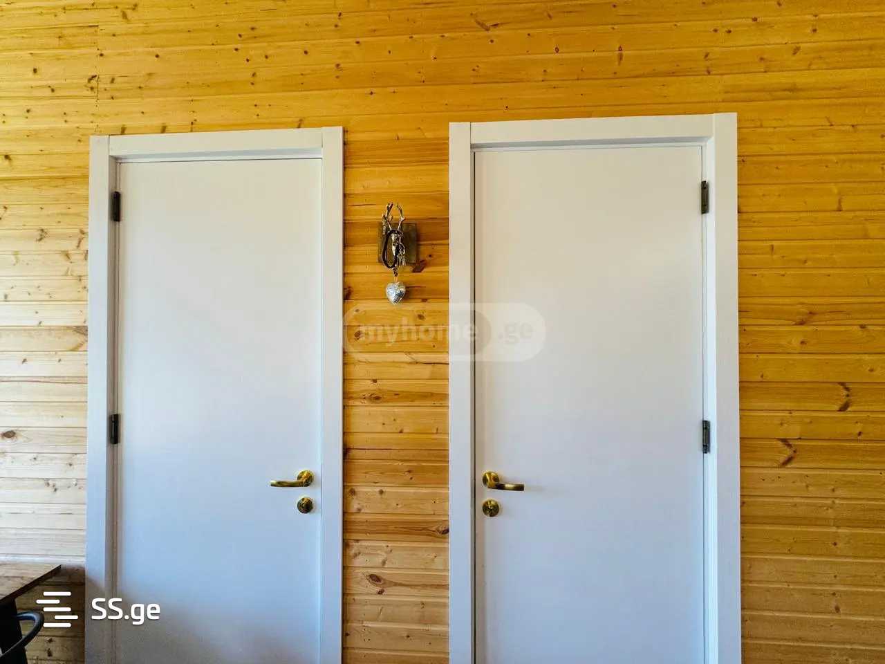 3 Room Private House For Rent. Orbeti view 9