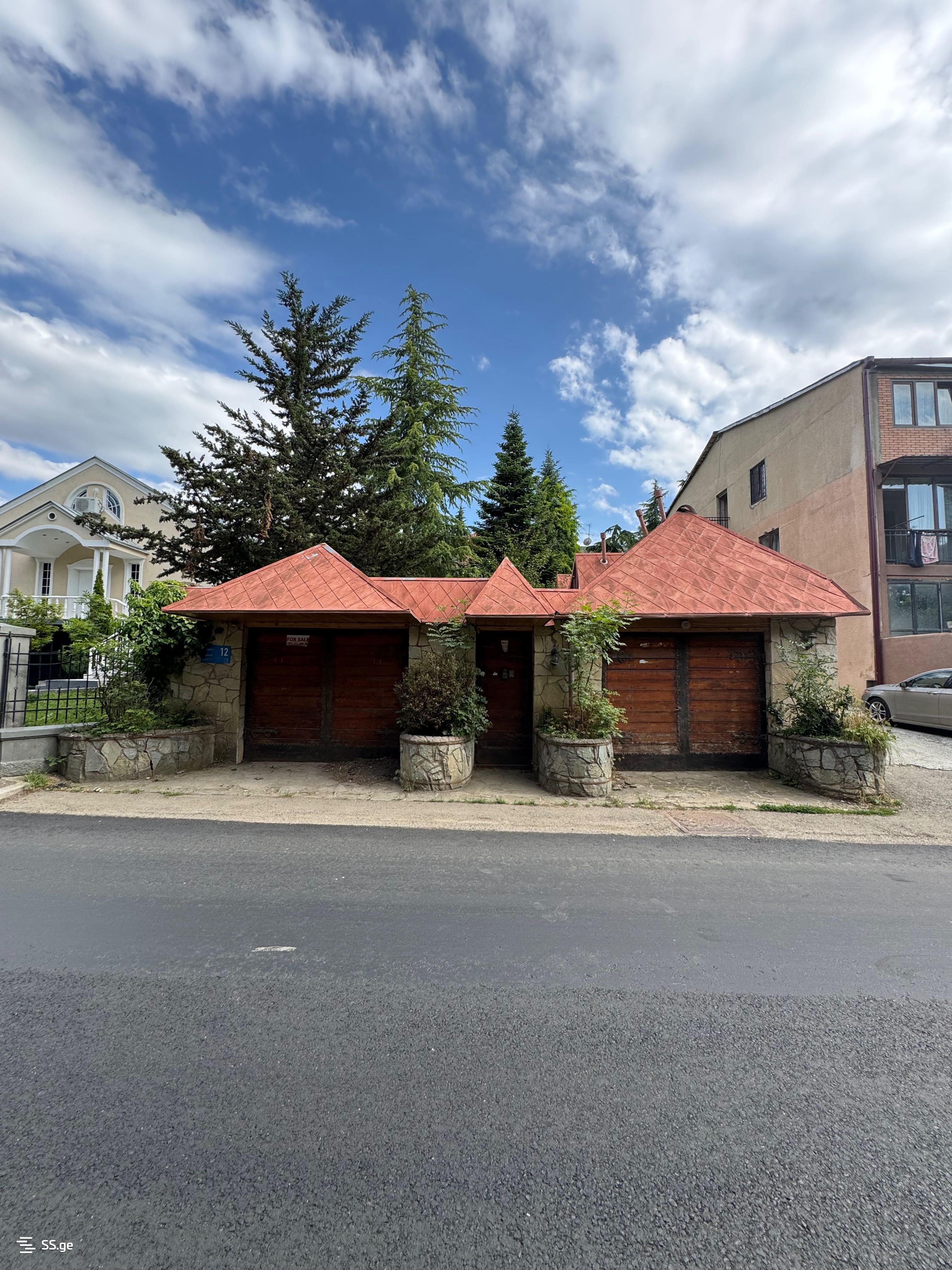 7 Room Private House For Sale view 8