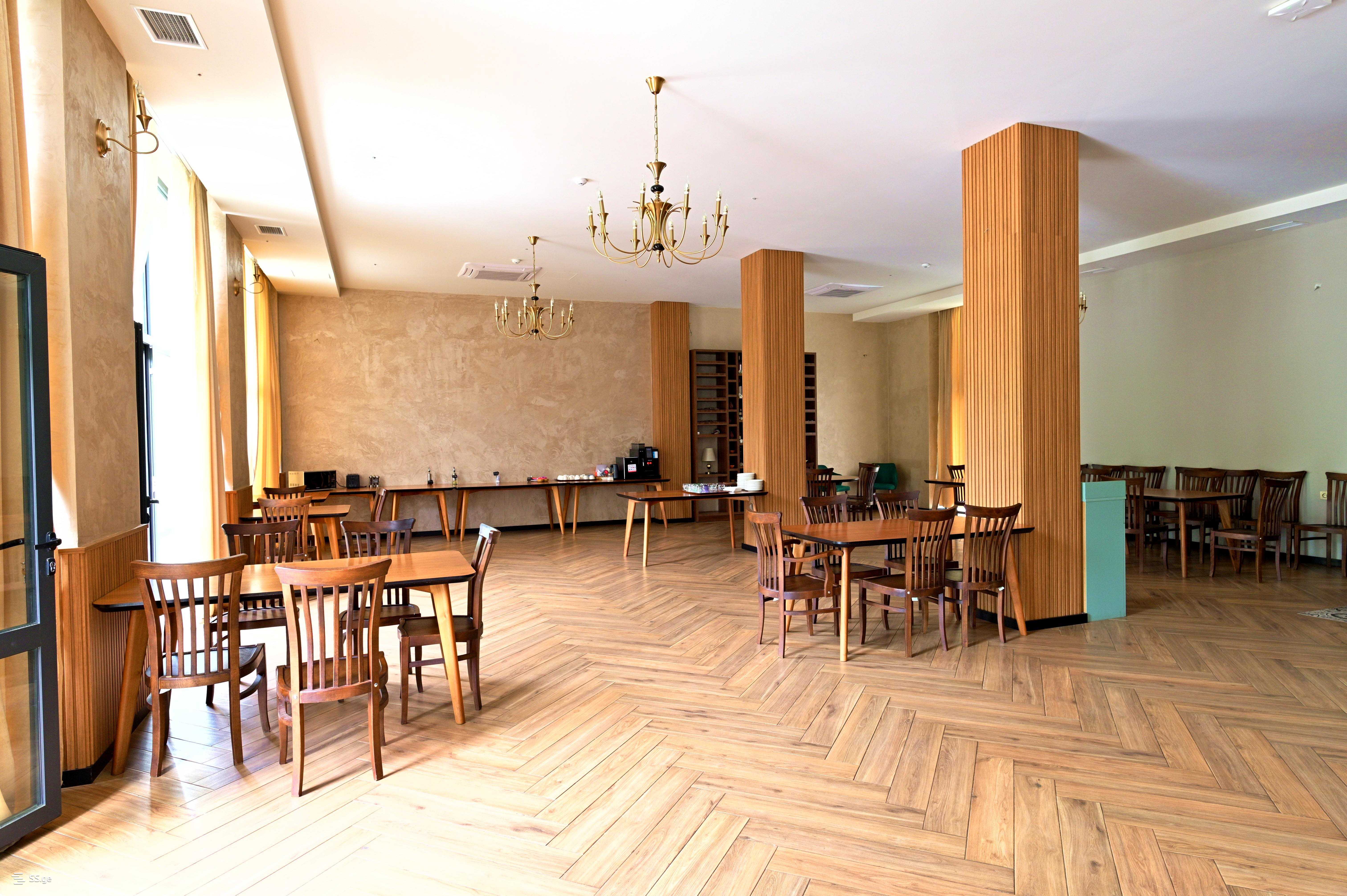 19 Room Hotel For Sale view 6