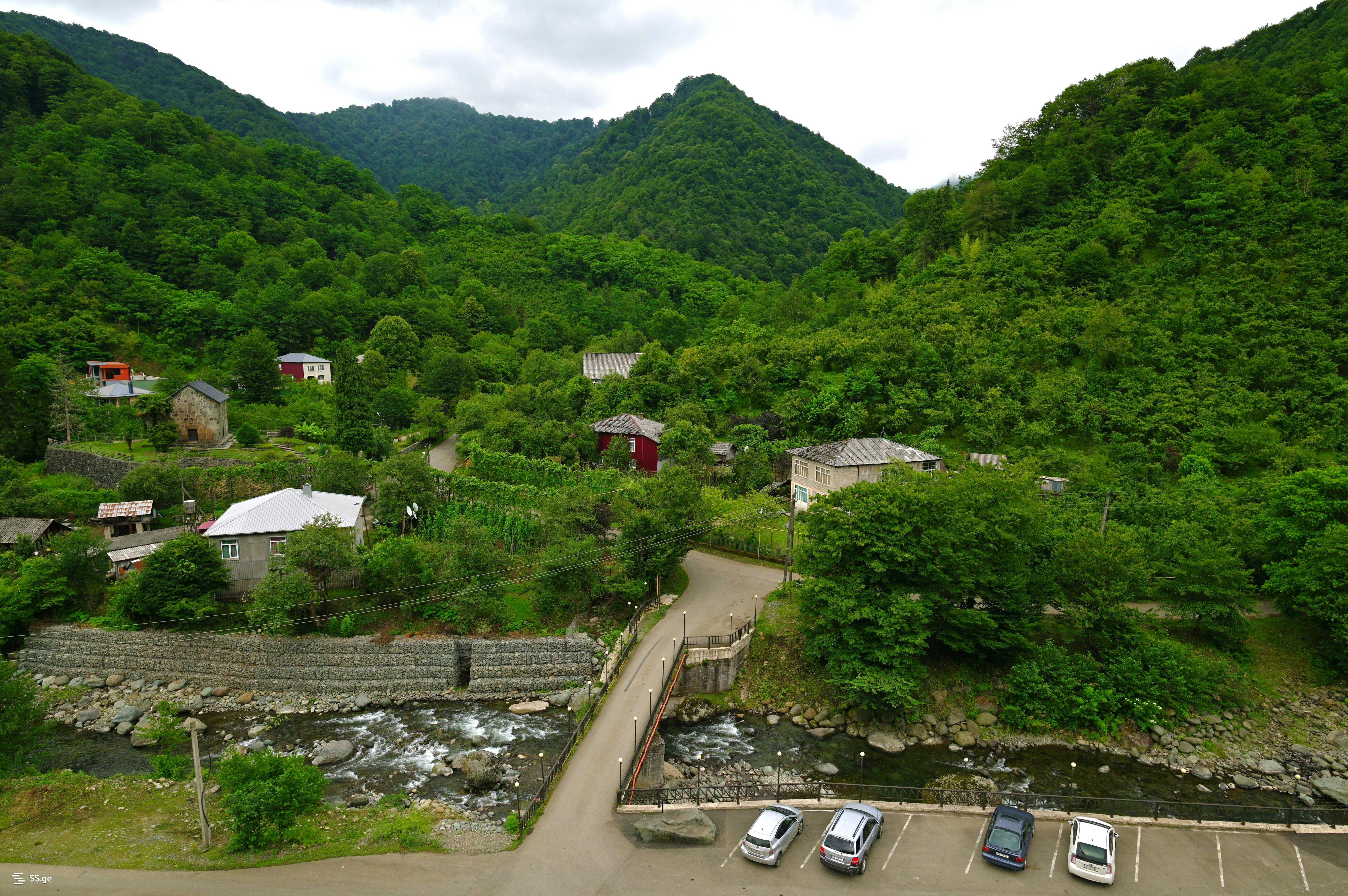 19 Room Hotel For Sale view 11