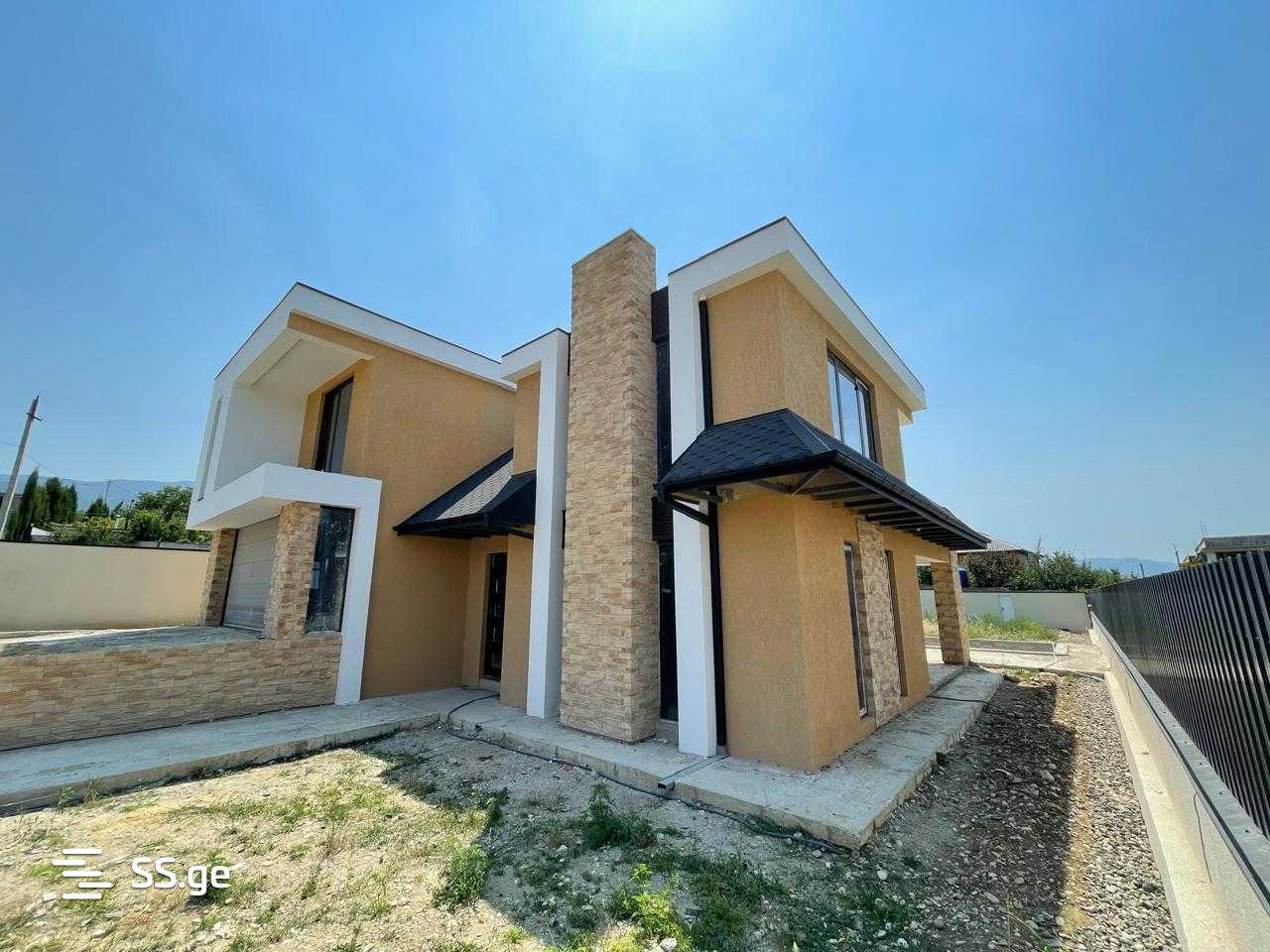 6 room Summer Cottage For Sale. Saguramo