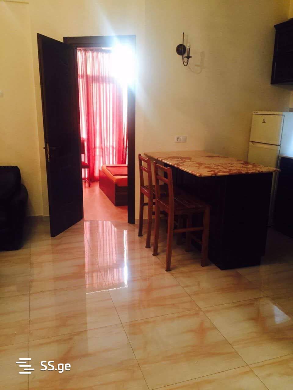 3 room Flat For Rent. Saburtalo - Widok 3