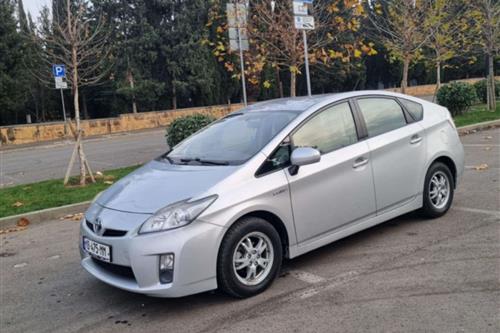 auto similar image