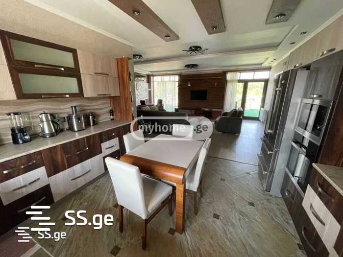 10 Room Private House Daily Rent. Ivertubani view 8