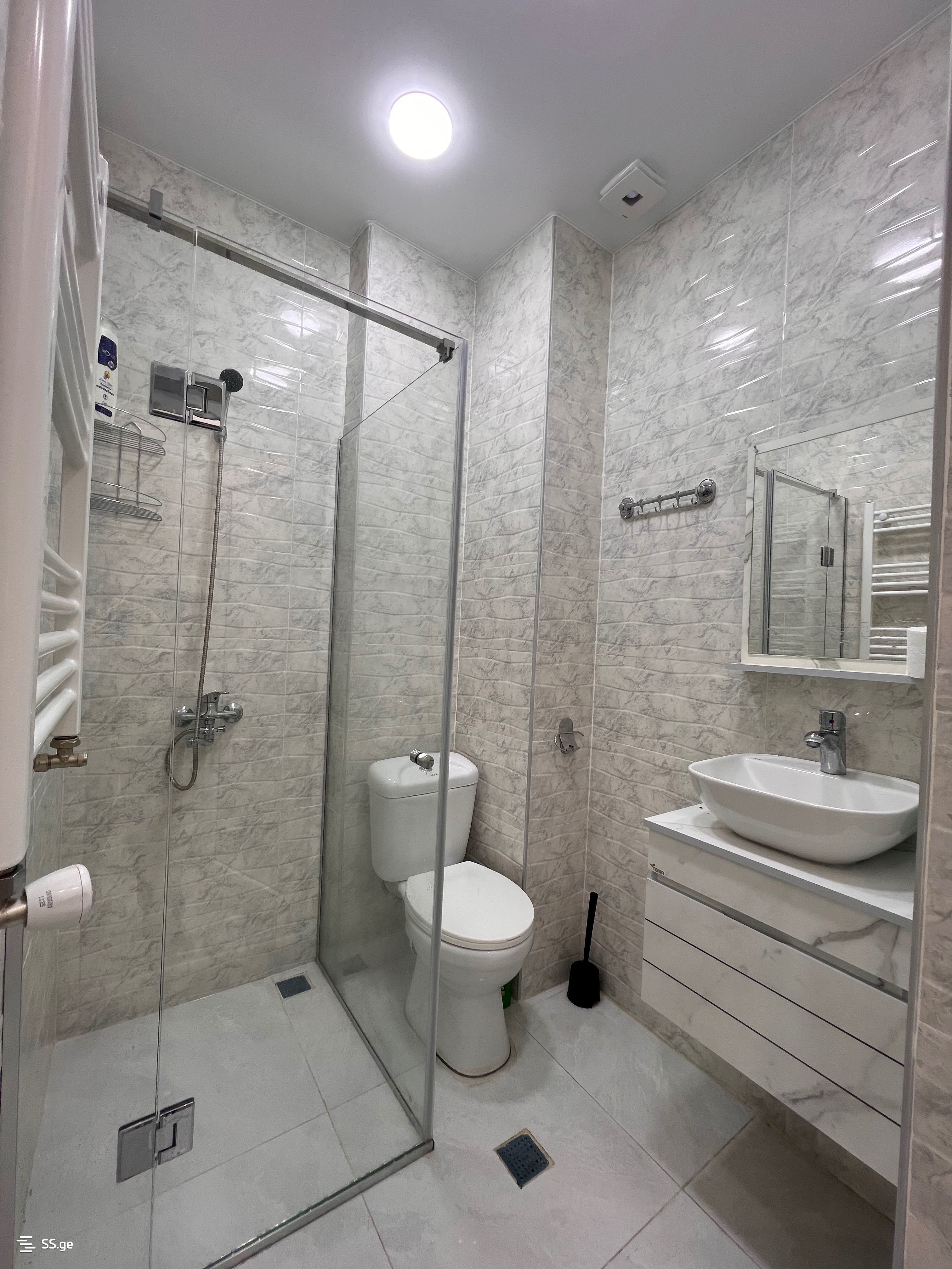2 Room Flat Daily Rent. Kutaisi