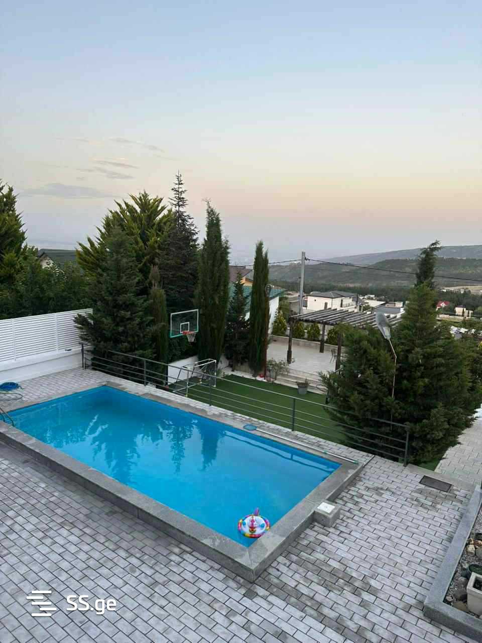7 Room Private House For Sale view 11