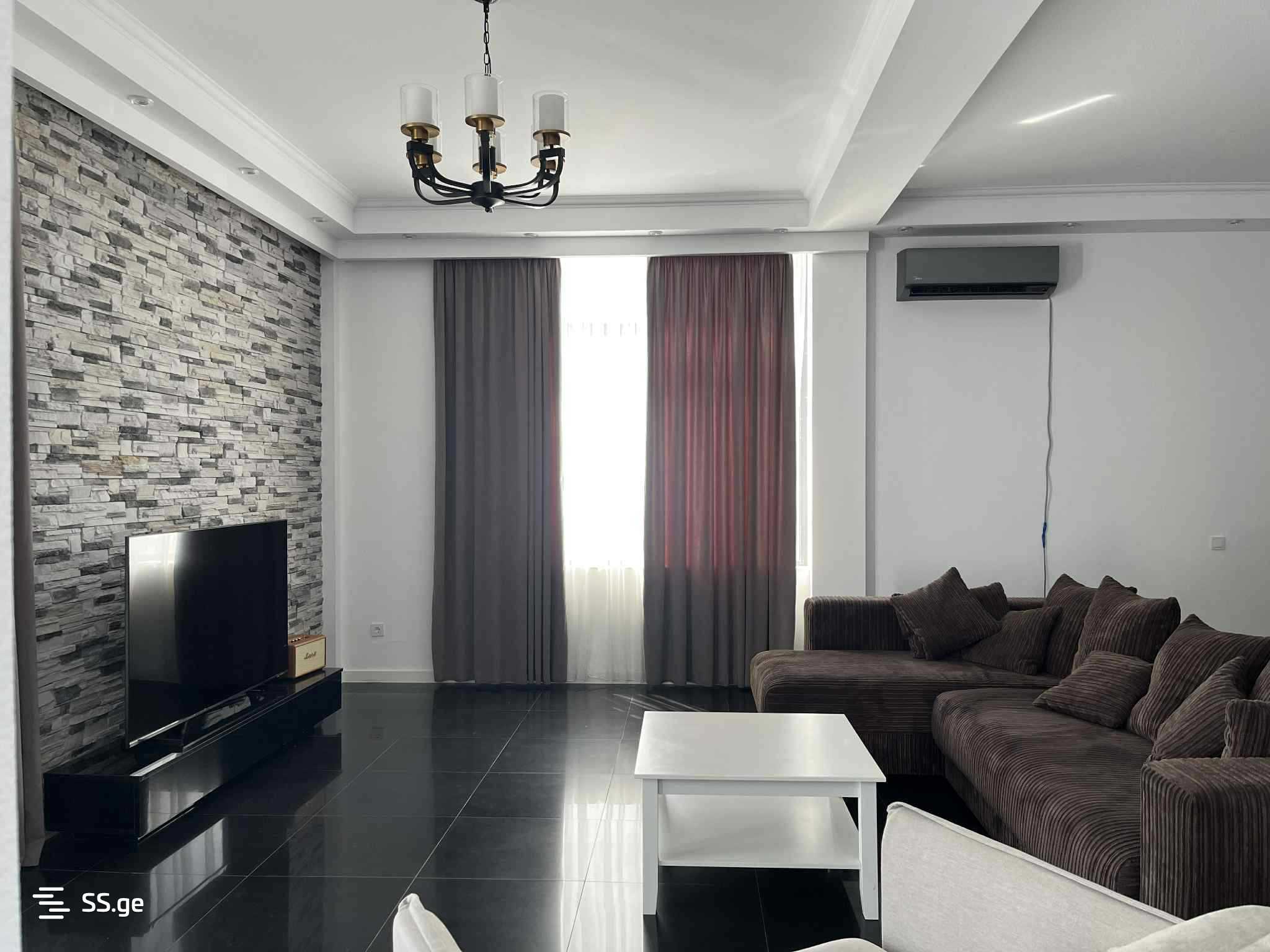 7 Room Private House For Sale view 12