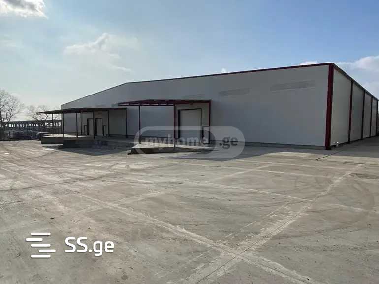 Commercial Space For Sale. Isani view 5