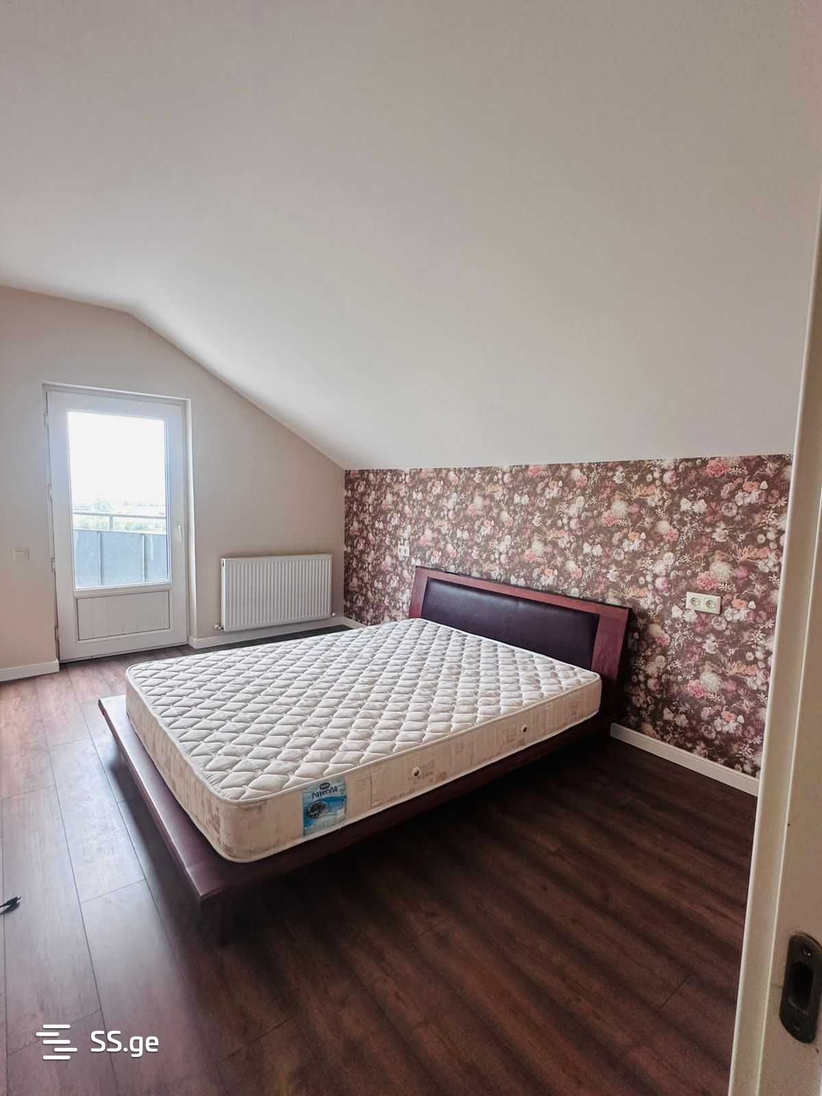7 Room Summer Cottage For Sale view 9