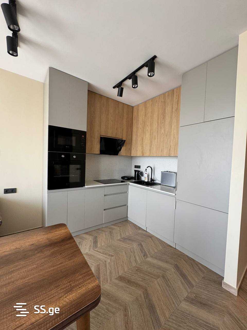 2 Room Flat Daily Rent. Chaqvi view 7