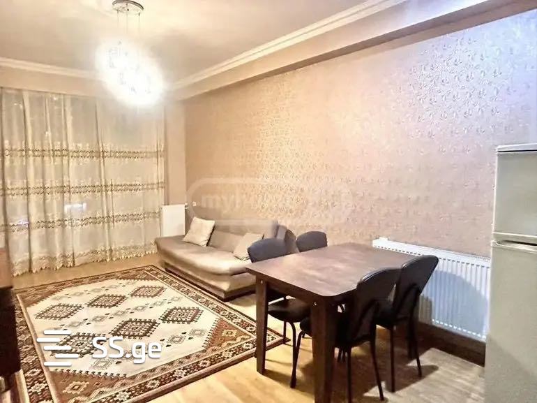 3-комн. Квартира в Тбилиси