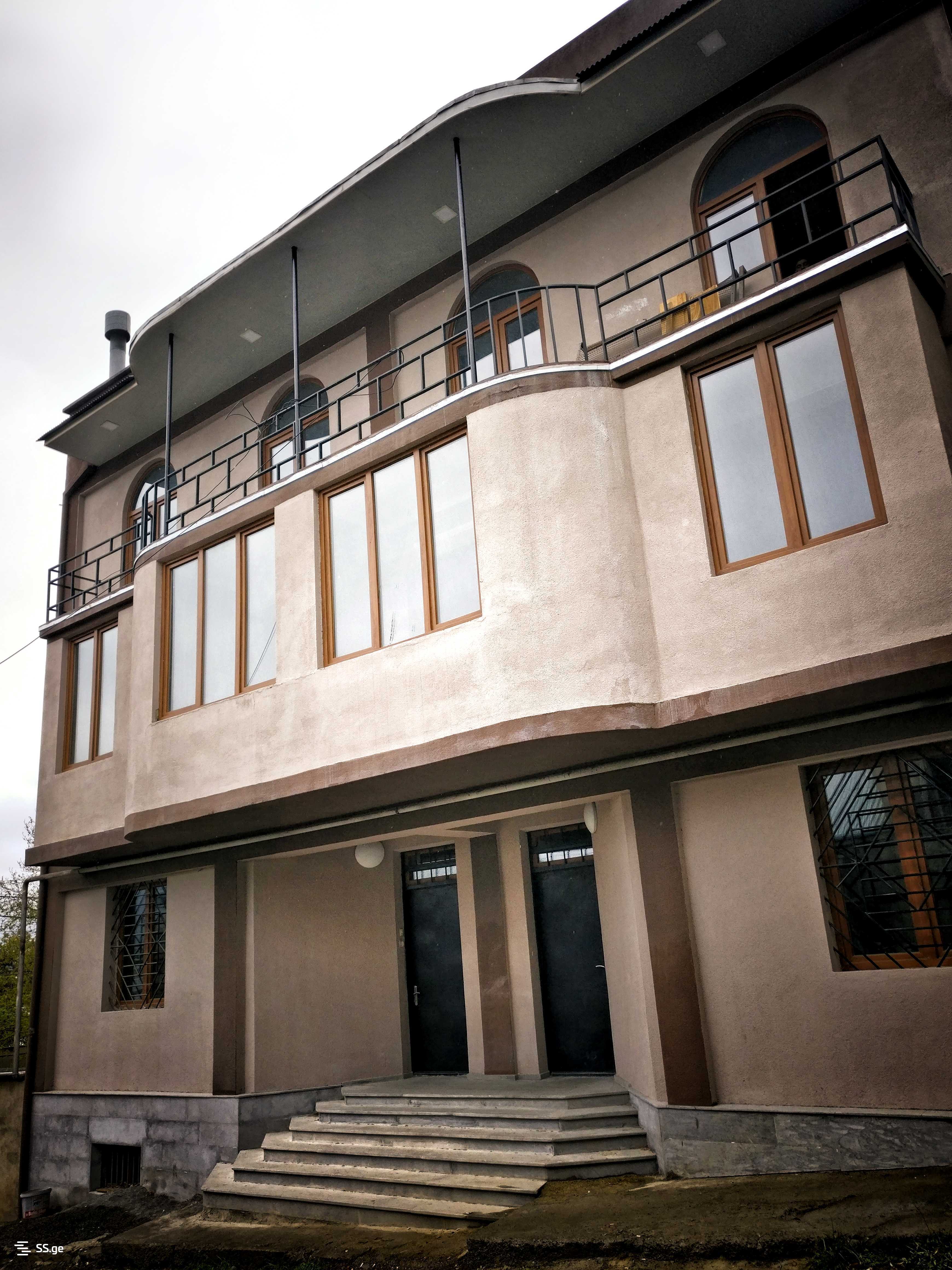 19 Room Hotel For Rent. Nadzaladevi, 2 of 11