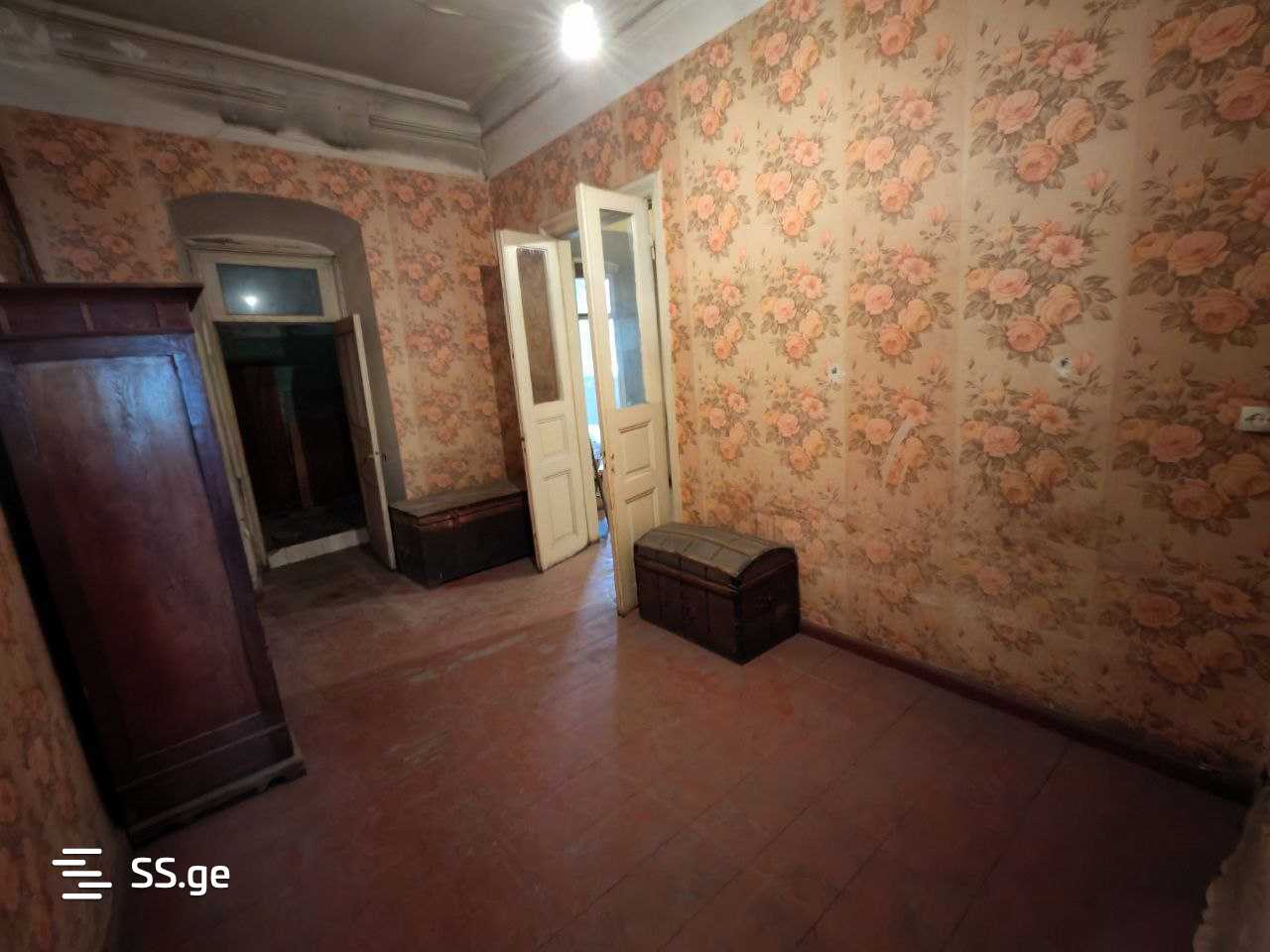 3 room Flat For Sale. Mtatsminda - Aanzicht 5