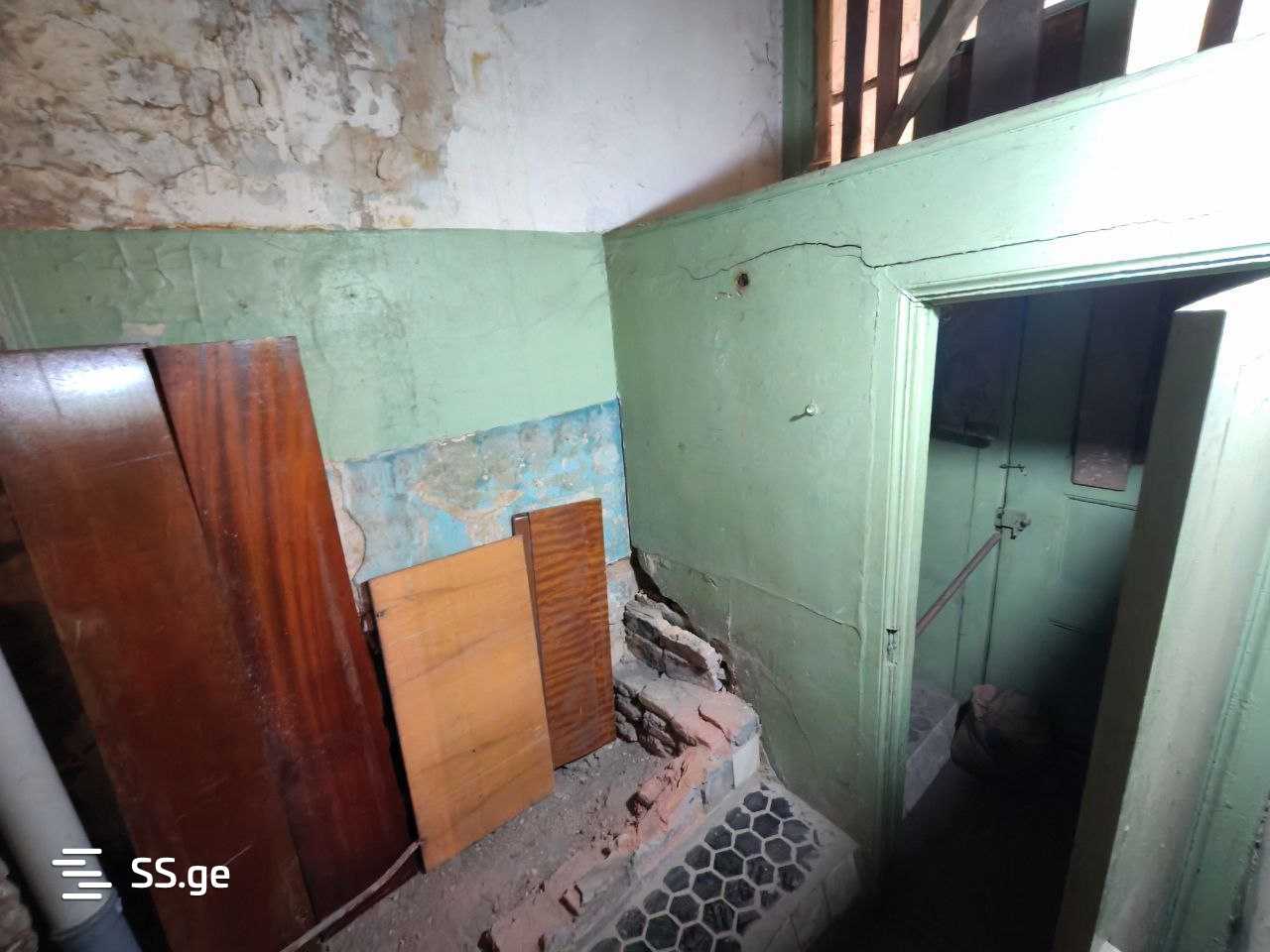 3 room Flat For Sale. Mtatsminda - Meer