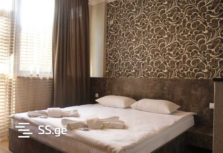 14 Room Hotel For Sale view 5