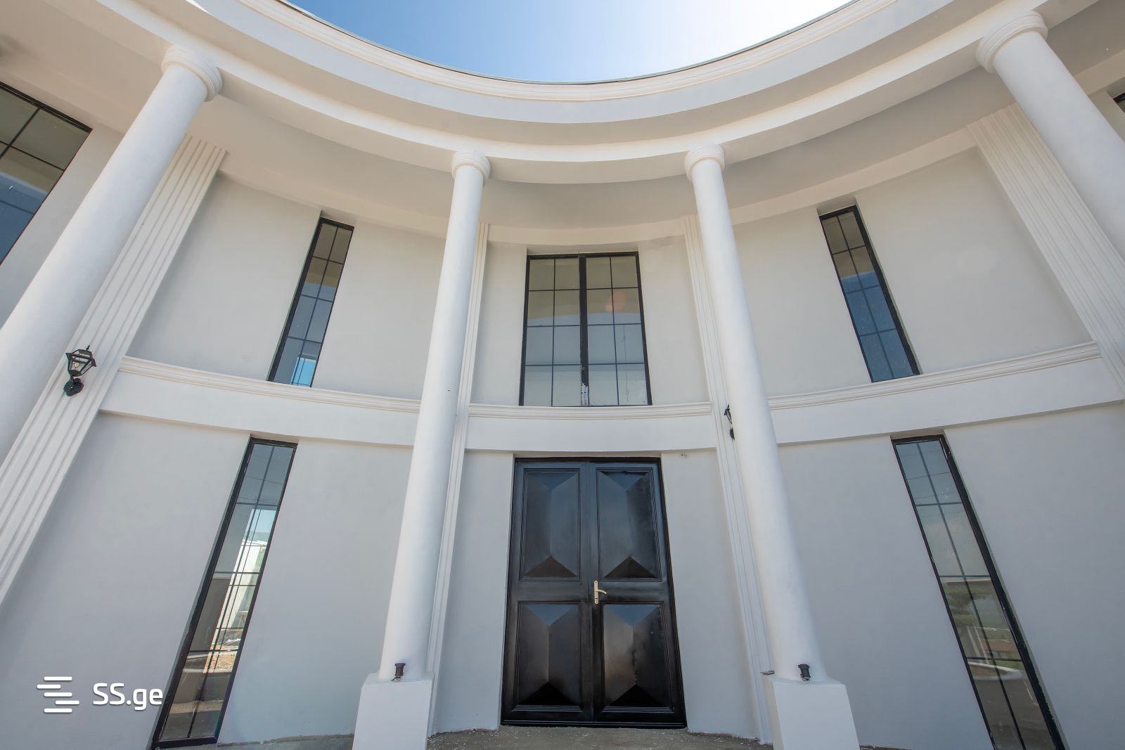 8 Room Private House For Sale view 8