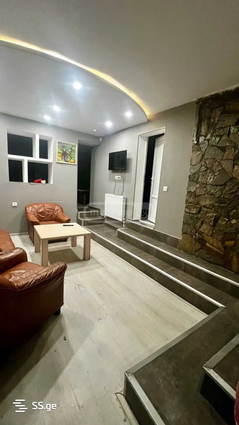 Commercial Space For Rent. Sanzona, 1 of 12