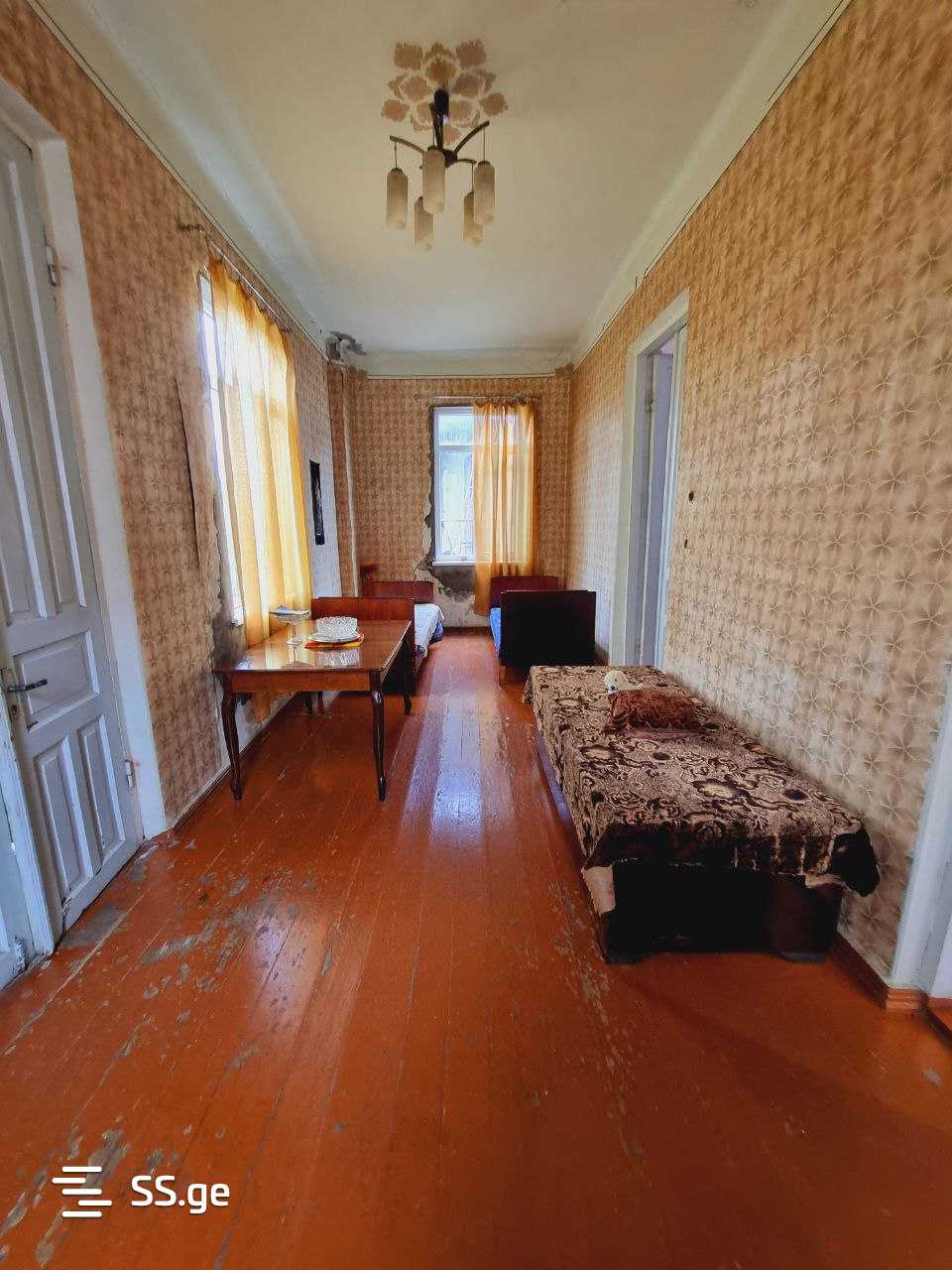 5 Room Private House For Sale view 2