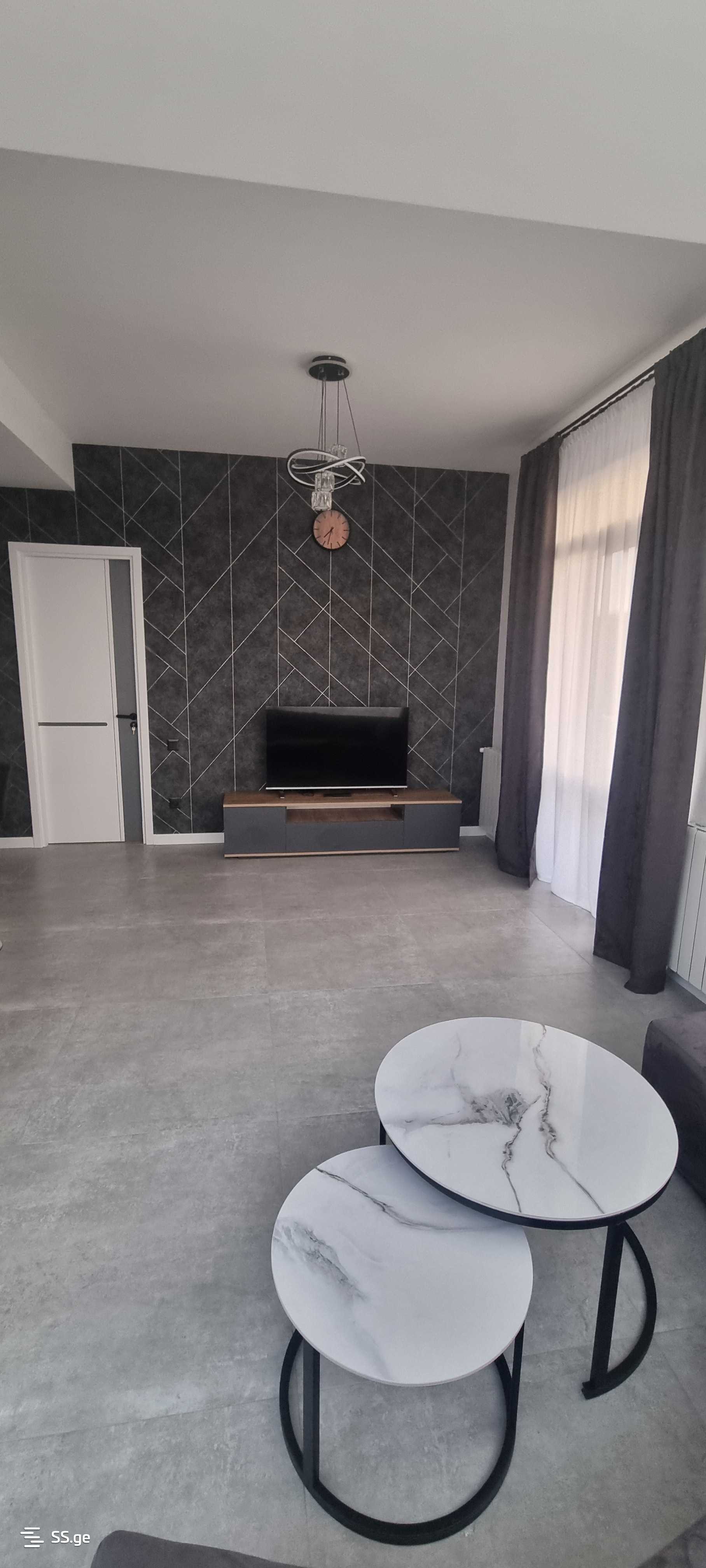 2 Room Flat Daily Rent. Samgori view 6