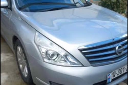 auto similar image