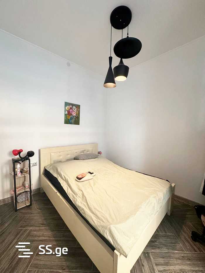 2 room Flat For Sale. Batumi - Bild 4