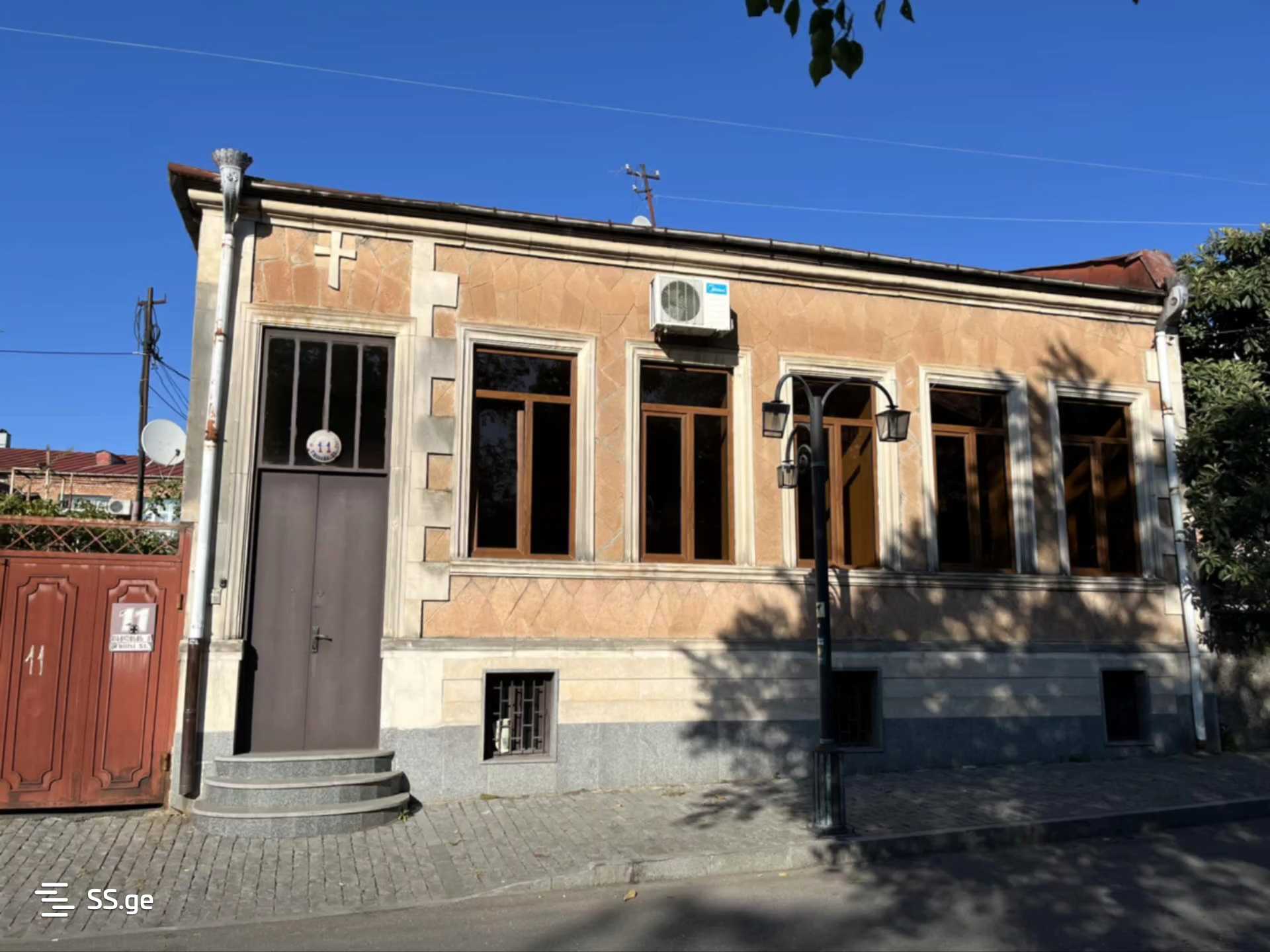 5 Room Private House Daily Rent. Kutaisi view 1