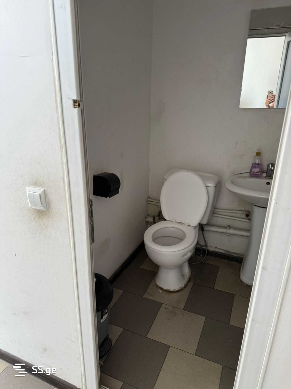 Commercial Space For Rent. Gldani view 2