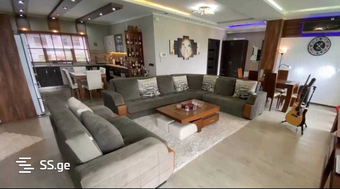 6 Room Summer Cottage For Sale view 2
