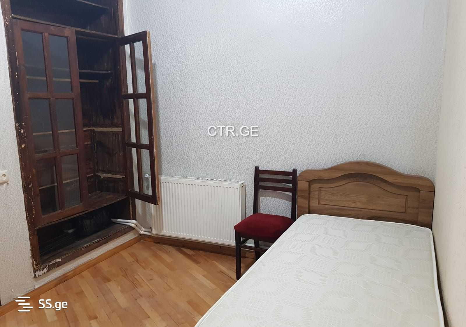 3 Room Flat For Sale view 5
